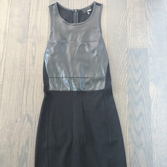 Wilfred Free Elin Black Mini Dress - Picture 1 of 8